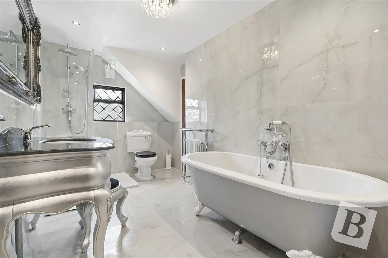 North Road, Havering-atte-Bower, RM4, photo 7