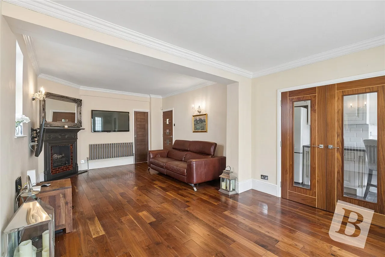 North Road, Havering-atte-Bower, RM4, photo 10
