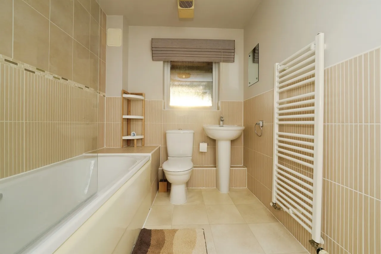 Ringsfield Lane, Patchway, BS34, photo 7