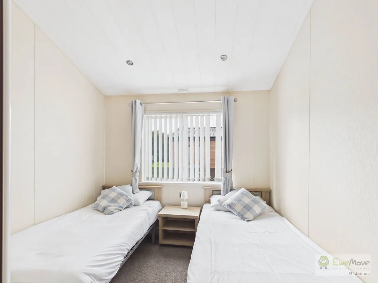Tattershall Lakes Country Park, LN4, photo 13