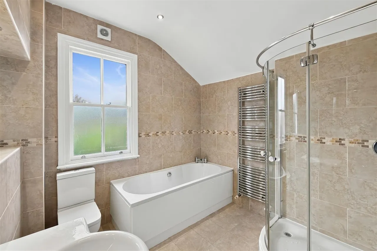 Albert Road East, Hale, WA15, photo 19