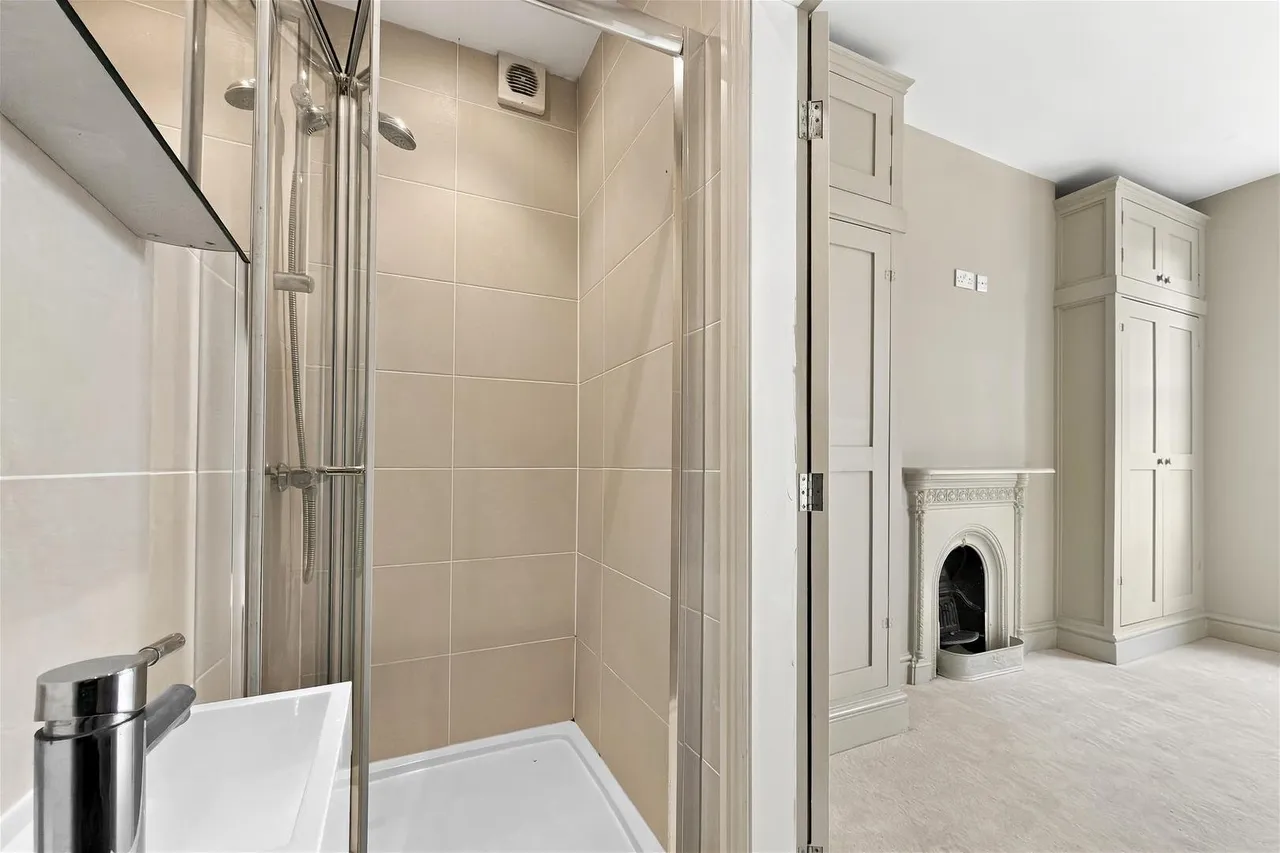 Albert Road East, Hale, WA15, photo 15