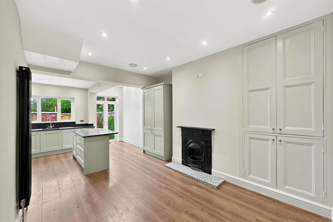 Albert Road East, Hale, WA15, photo 7