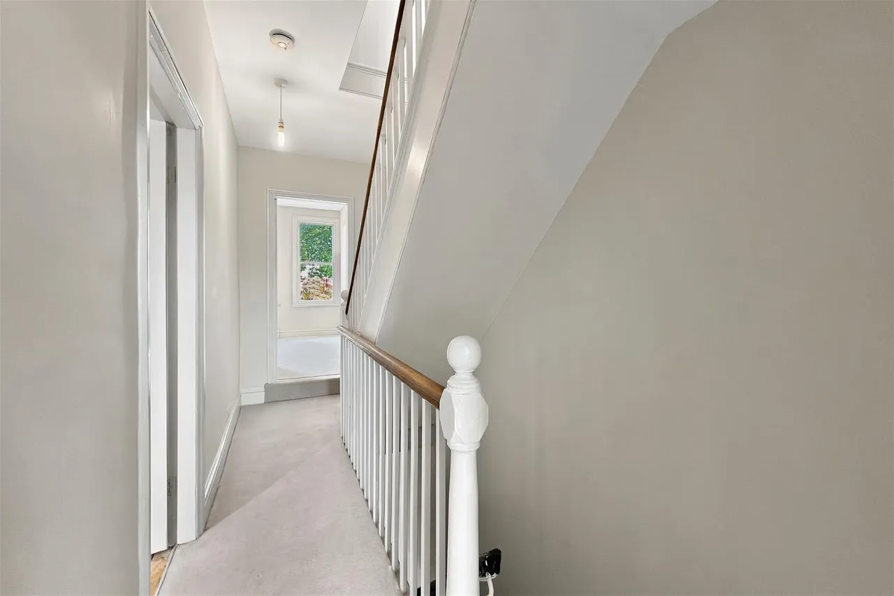 Albert Road East, Hale, WA15, photo 11