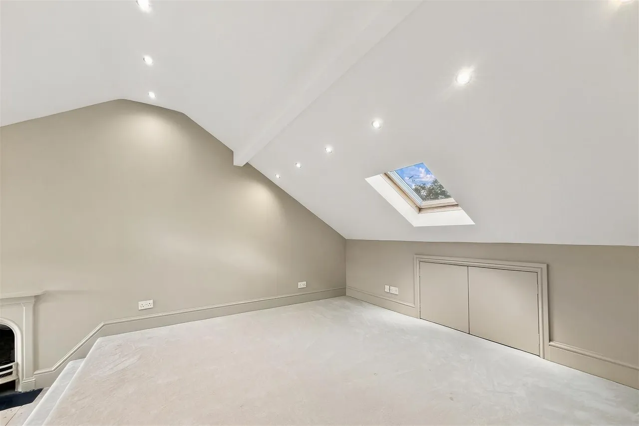 Albert Road East, Hale, WA15, photo 29