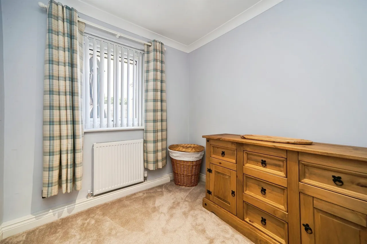 Haven Chase, Leeds, LS16, photo 13