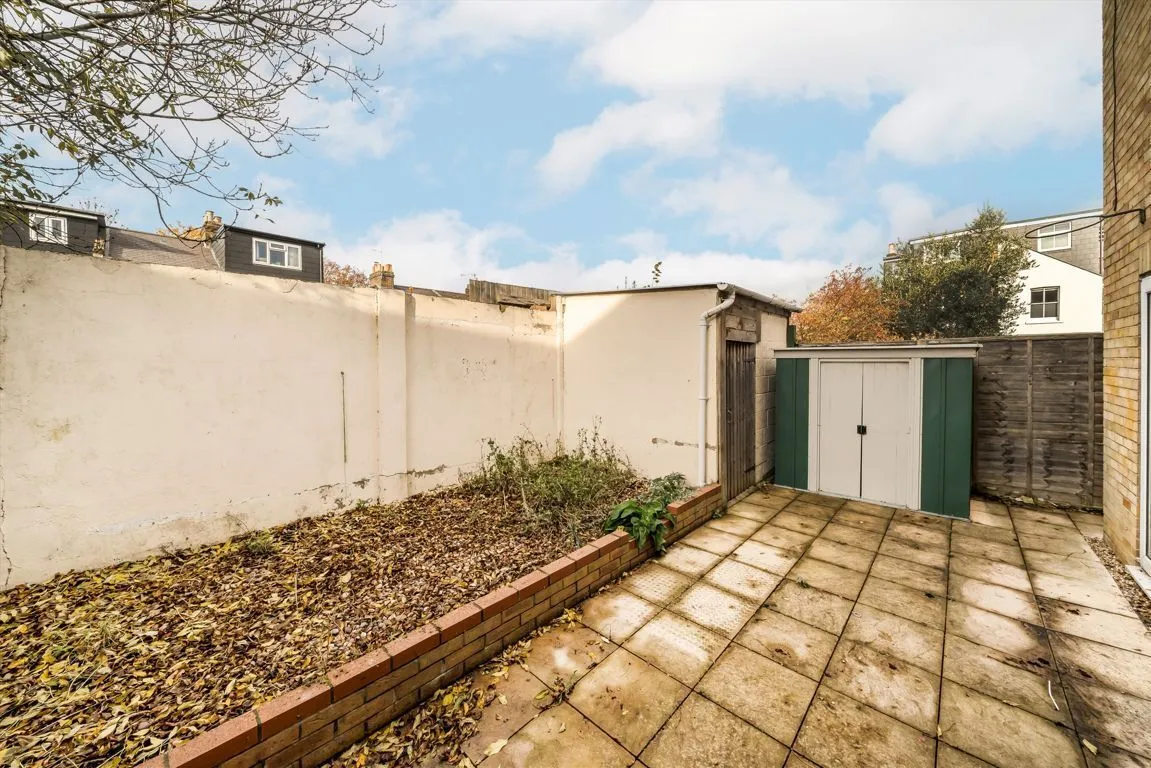 Rutland Road, TW2, photo 4