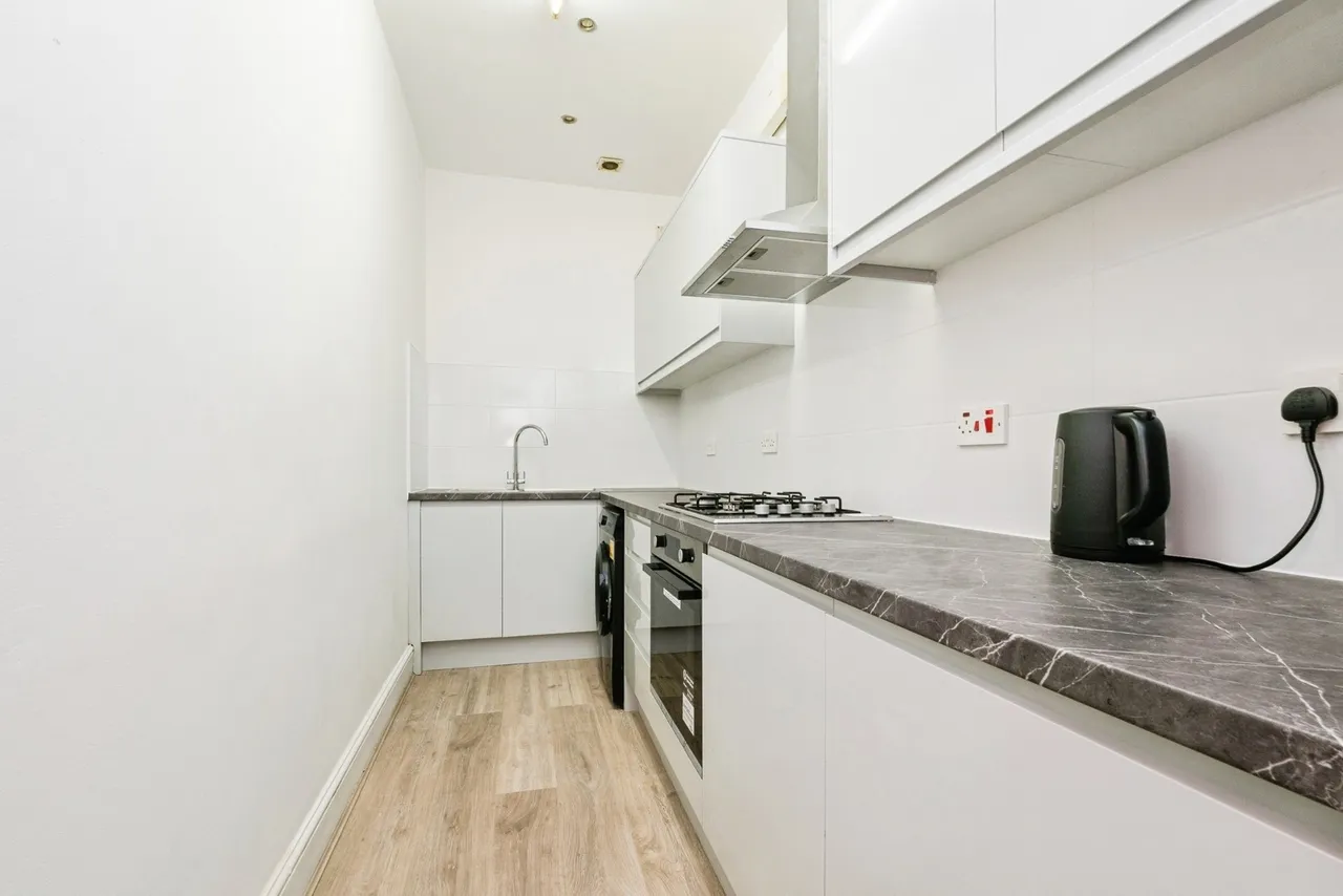 Fanshawe Avenue, Barking, IG11, photo 11