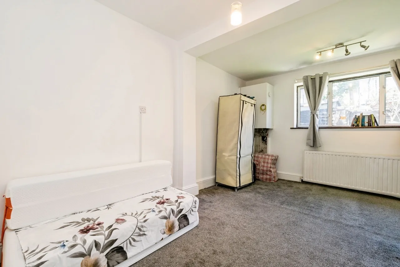 Fanshawe Avenue, Barking, IG11, photo 17