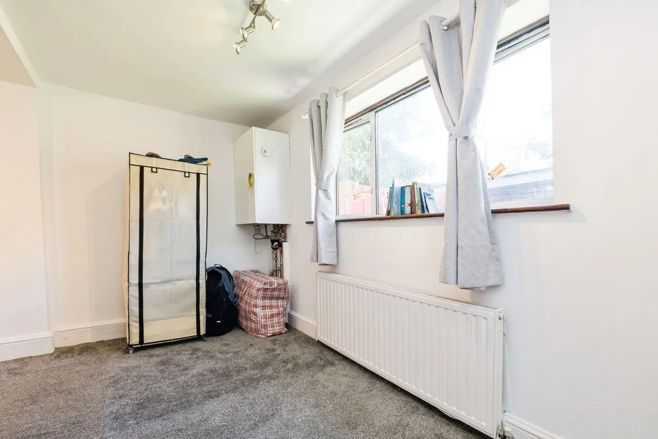 Fanshawe Avenue, Barking, IG11, photo 18
