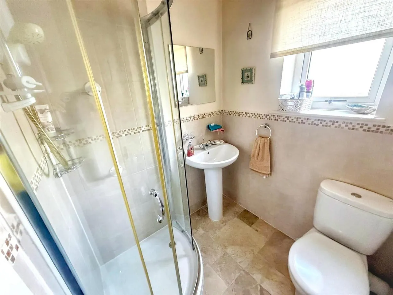 Long Lee Lane, Keighley, BD21 4RS, photo 6