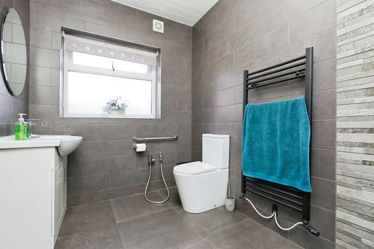 Poplars Road, Burton-On-Trent, DE13, photo 27