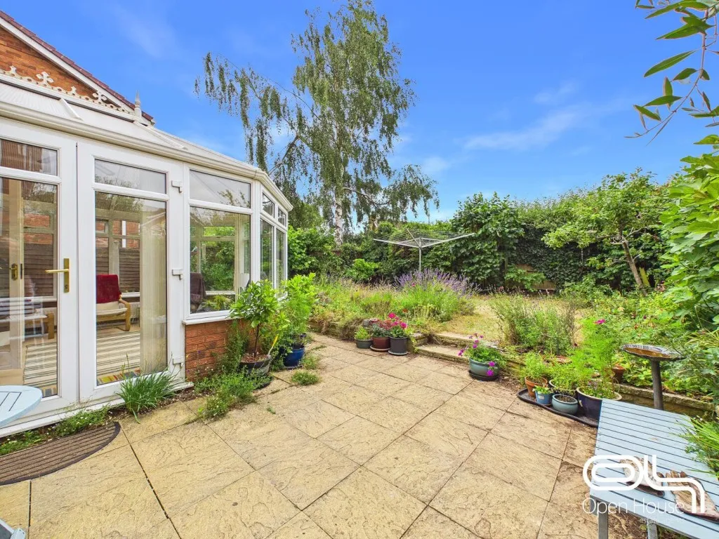 Gunnell Close, Stafford, ST16, photo 17