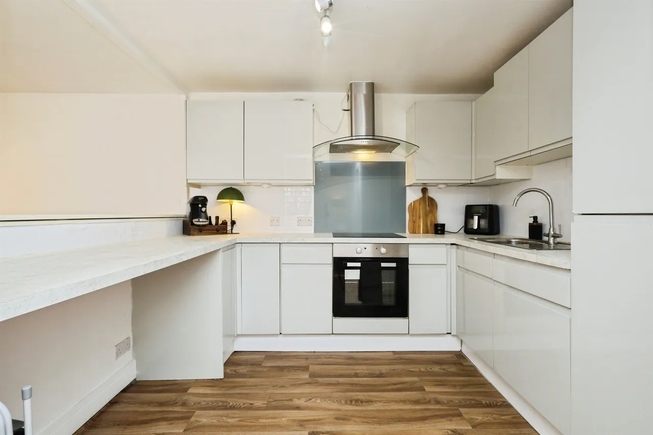 Silverdale Road, Eastbourne, BN20, photo 4