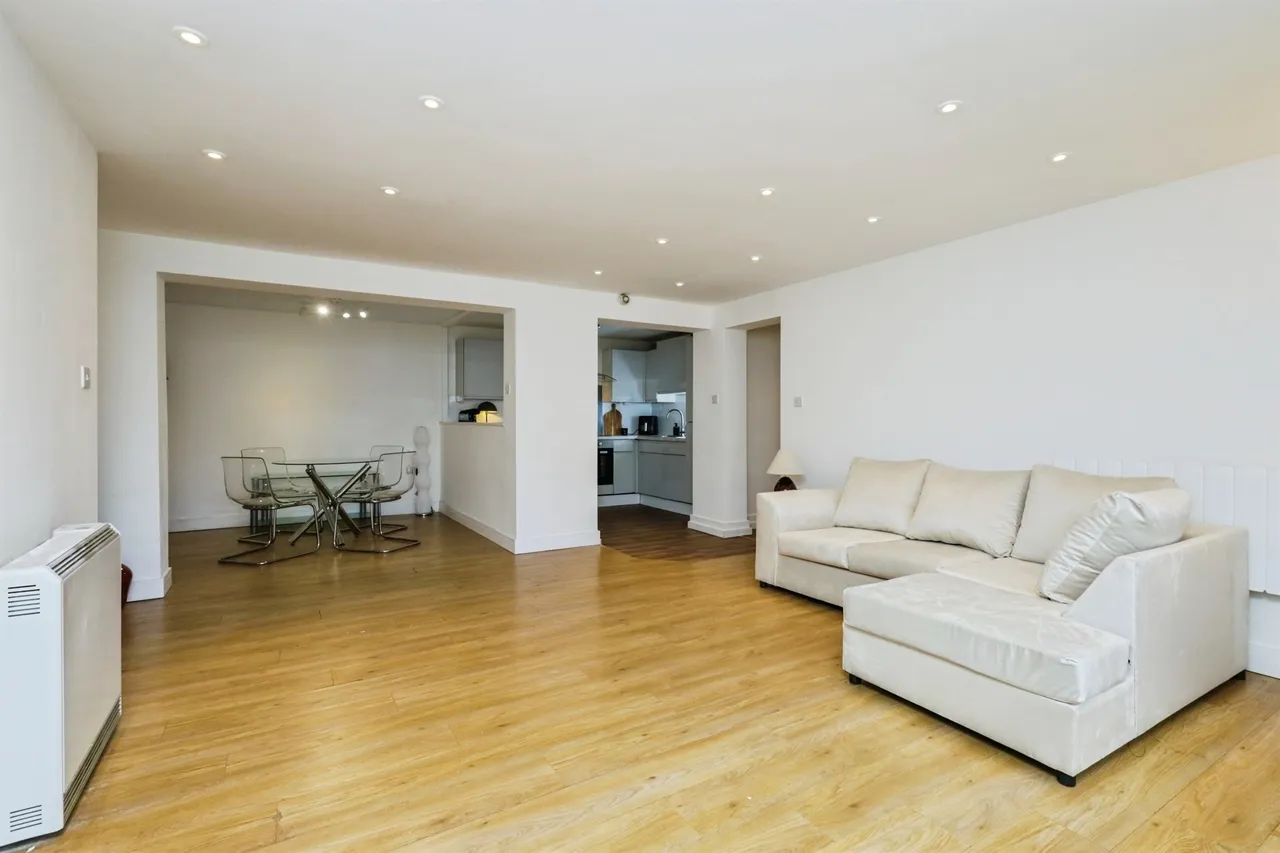 Silverdale Road, Eastbourne, BN20, photo 3