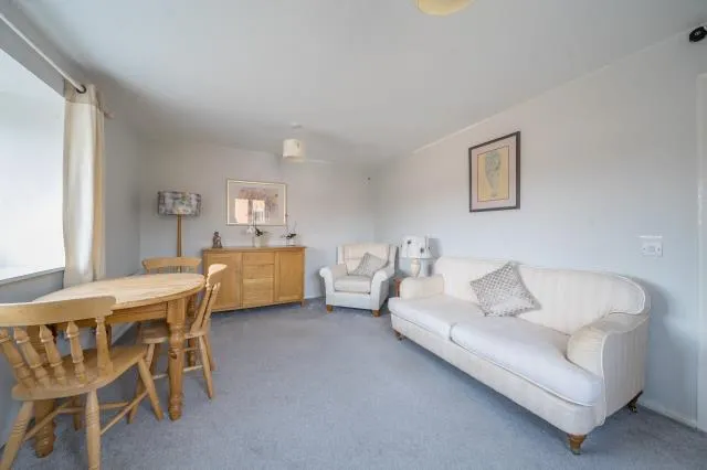 Stuart Court, Amersham, HP6, photo 5