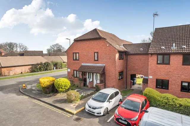 Stuart Court, Amersham, HP6, photo 21
