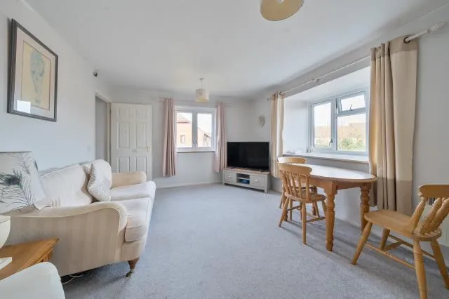 Stuart Court, Amersham, HP6, photo 4