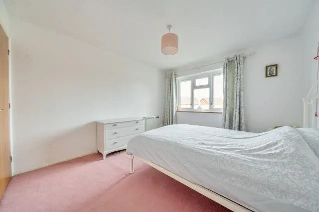 Stuart Court, Amersham, HP6, photo 10