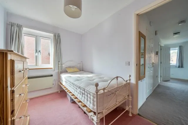 Stuart Court, Amersham, HP6, photo 13
