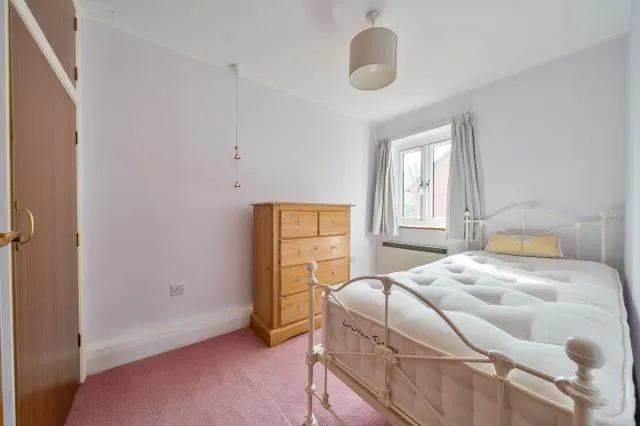 Stuart Court, Amersham, HP6, photo 12