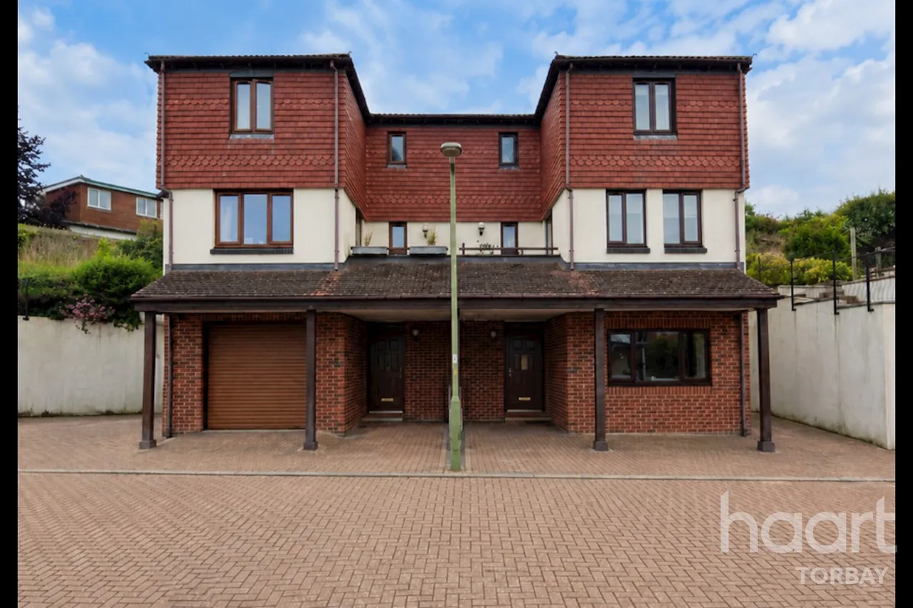 4 bed house for sale, Mariners Way, Paignton, TQ3