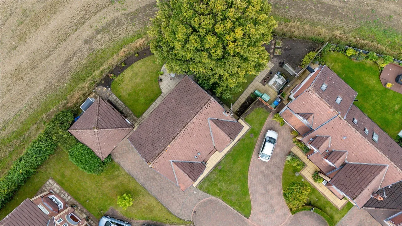 Petersfield Gardens, Culcheth, Warrington, Cheshire, WA3, photo 7