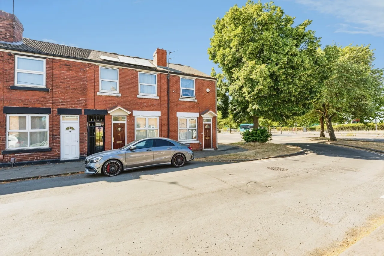 2 bed house for sale — Russell Street, ROTHERHAM, South Yorkshire, S65