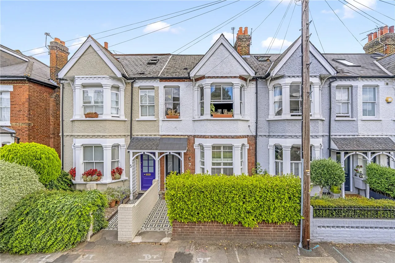 2 bed flat to rent — Belgrade Road, Hampton, TW12 2AZ