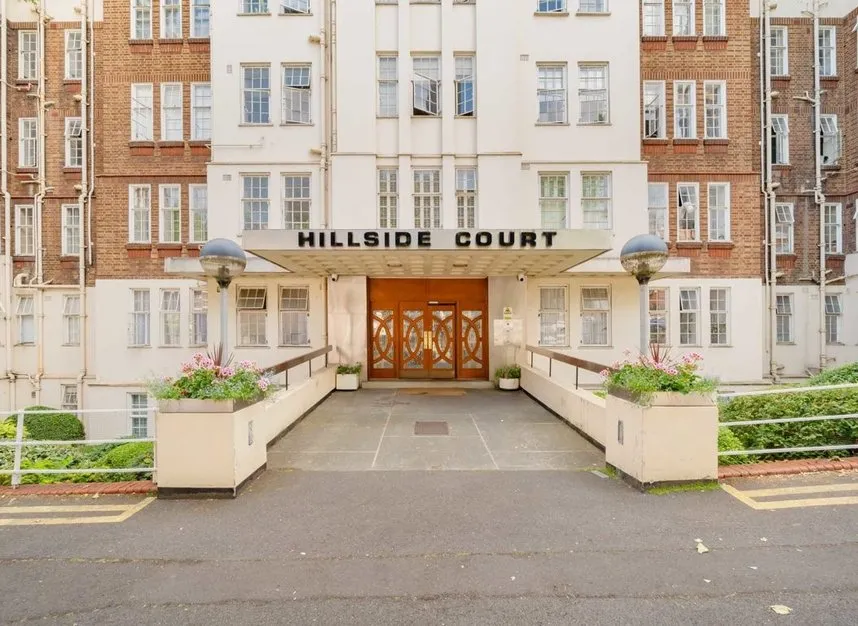 3 bed flat to rent, Finchley Road, NW3