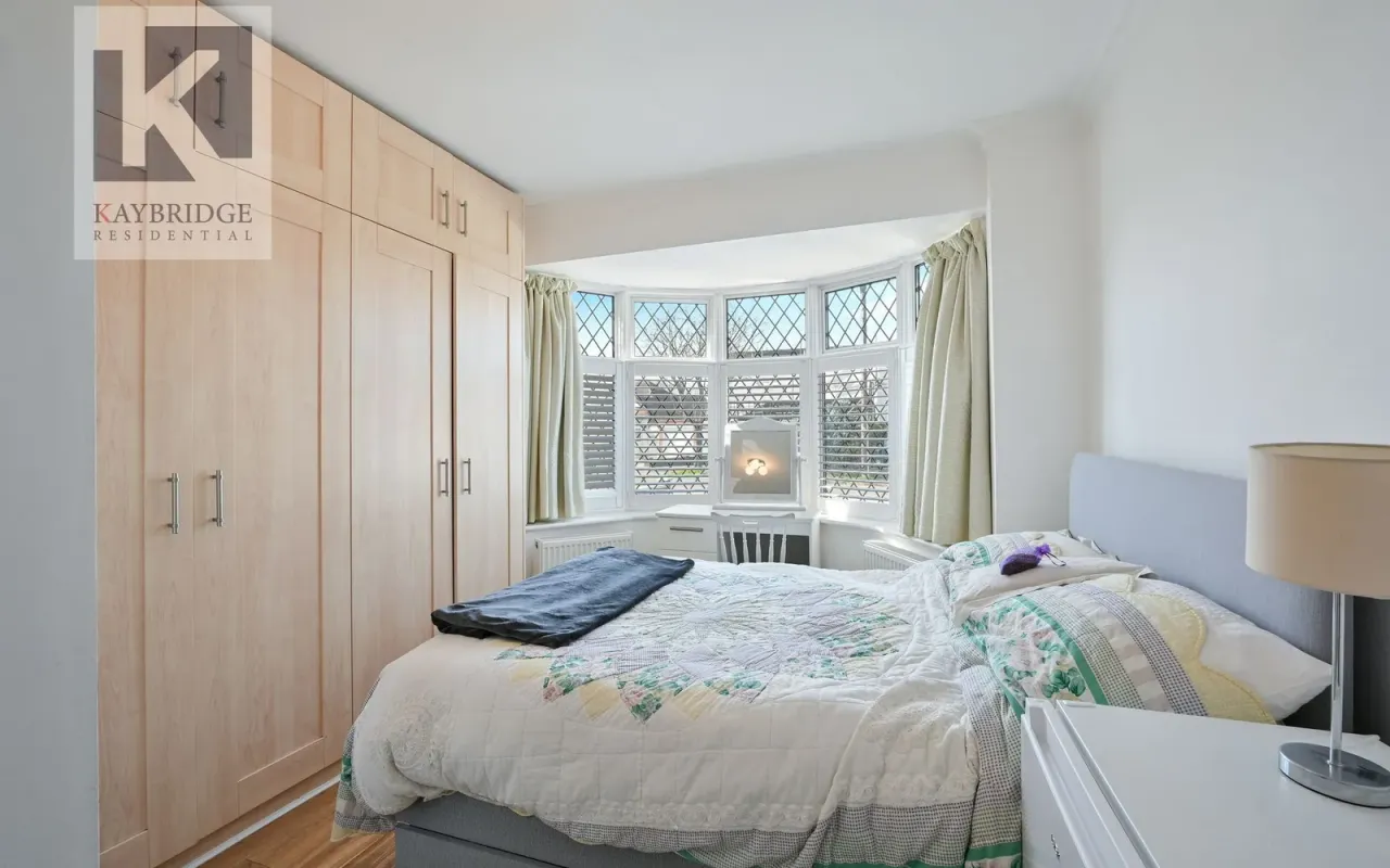 St. Clair Drive, Worcester Park, KT4, photo 4