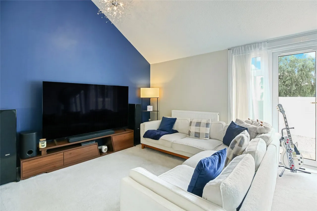 Braehead, Girdle Toll, Irvine, North Ayrshire, KA11, photo 2