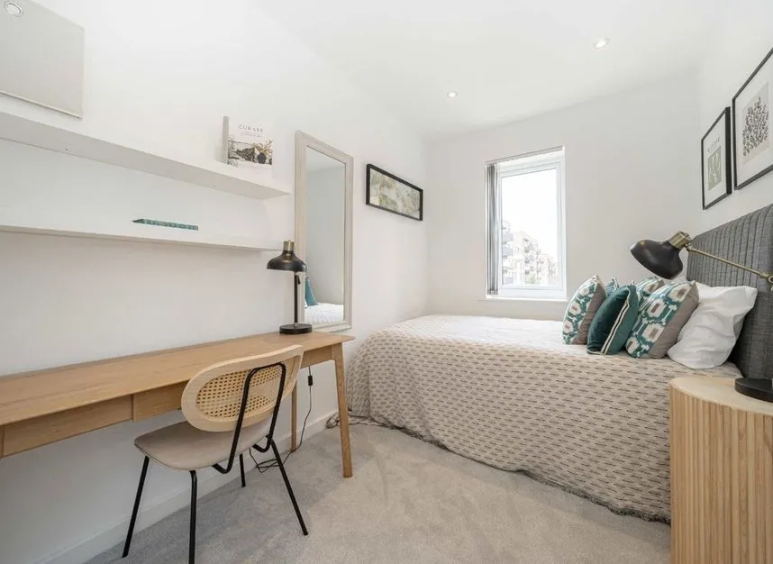 Reynard Way, Brentford, TW8, photo 7