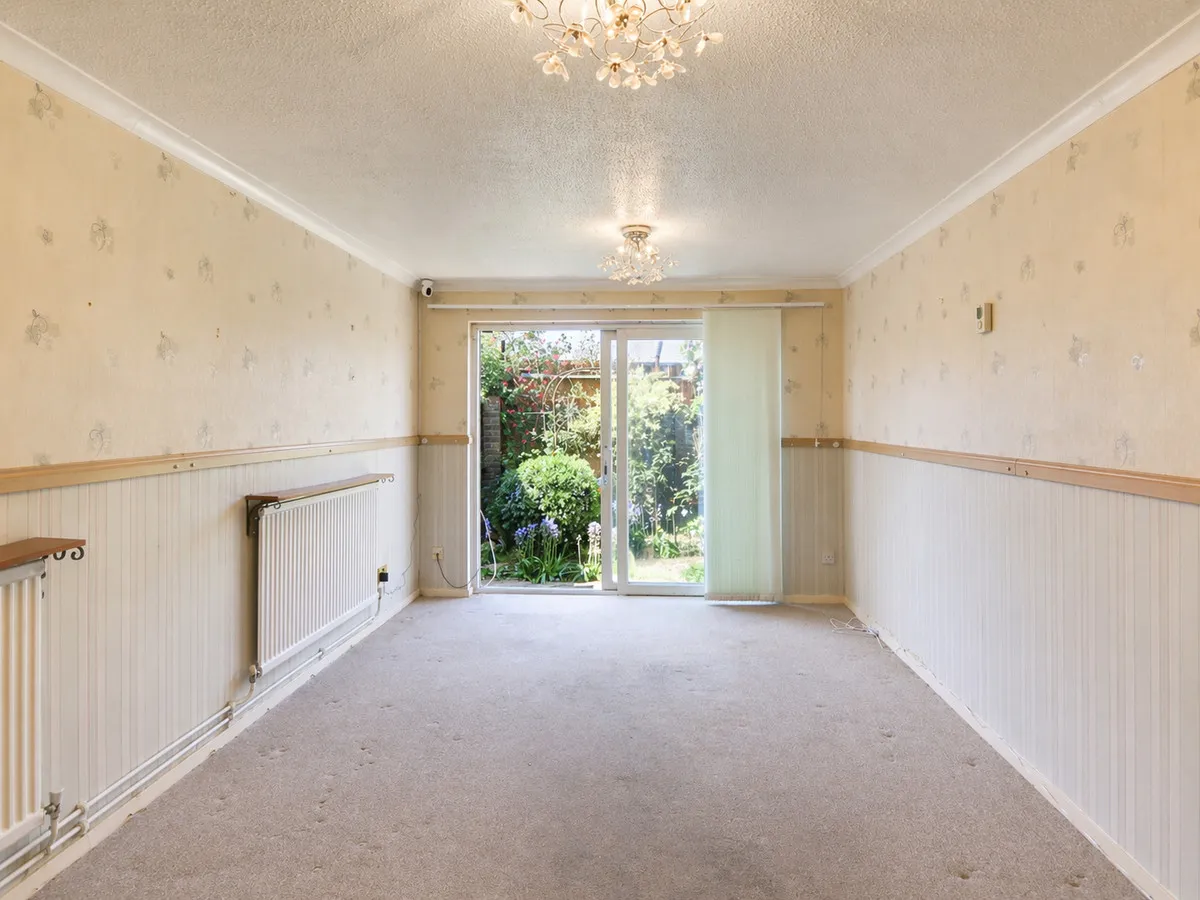Cavalier Close, Marks Gate, Chadwell Heath, RM6 5EJ, photo 3