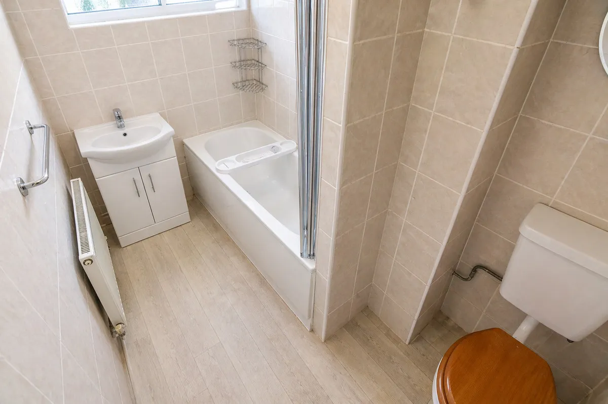Cavalier Close, Marks Gate, Chadwell Heath, RM6 5EJ, photo 9