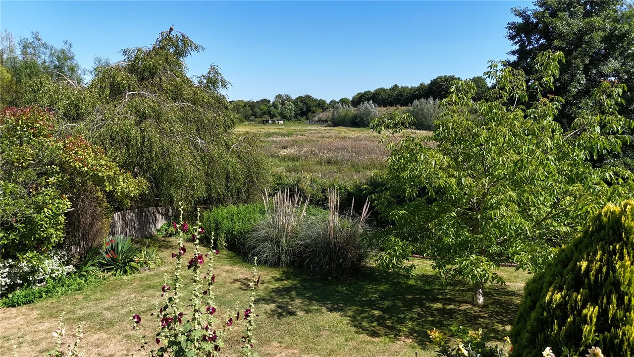 Milford Manor Gardens, Salisbury, Wiltshire, SP1 2RN, photo 15