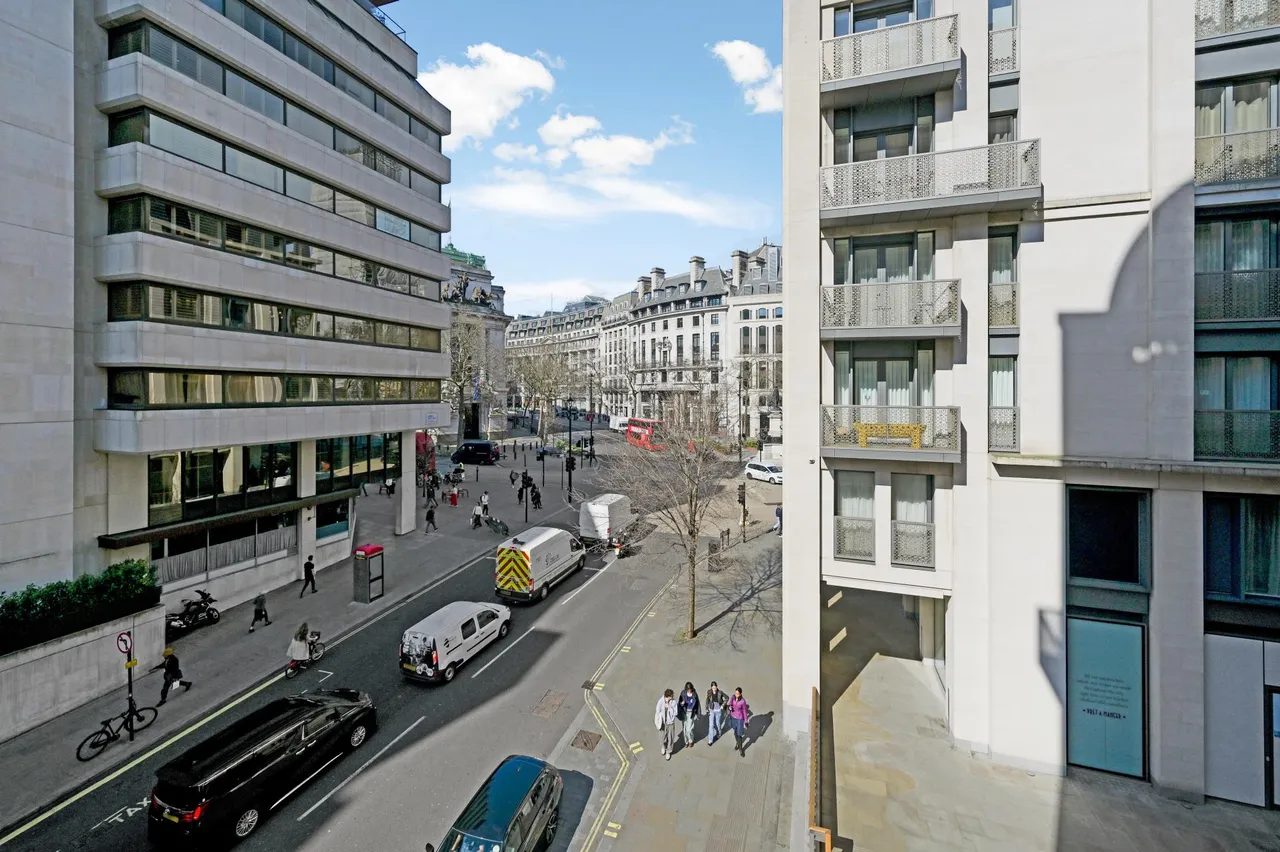 Gladstone House, London, WC2R, photo 15