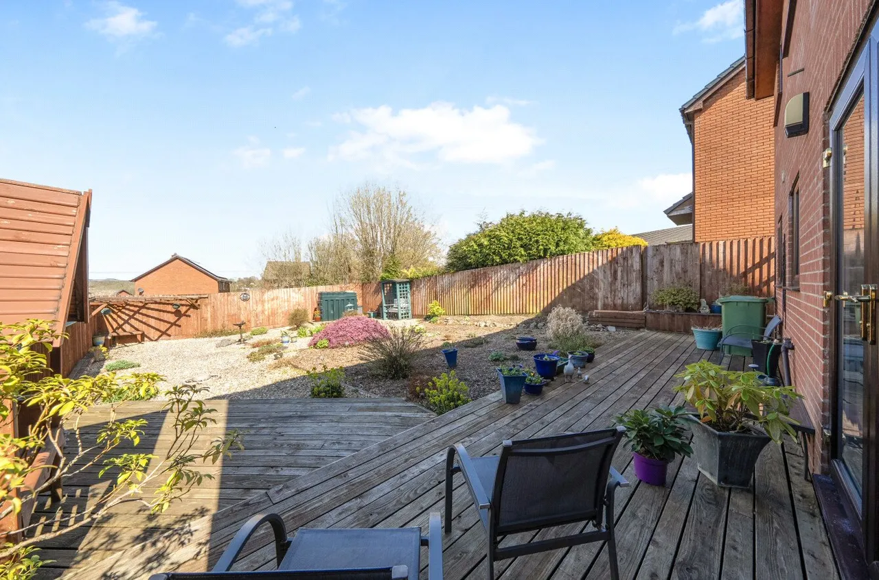 Goylands Close, Llandrindod Wells, LD1, photo 18