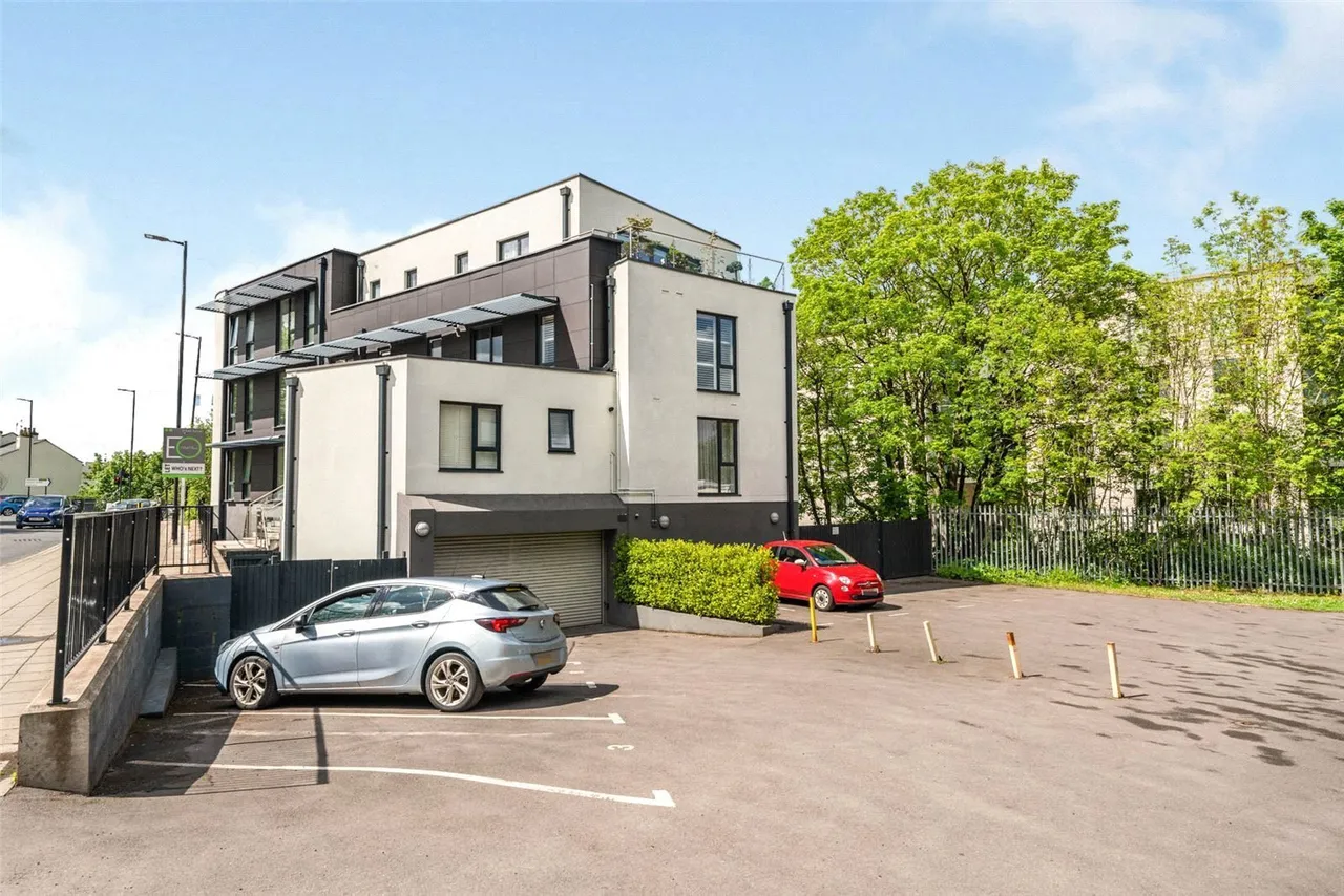 St. Georges Road, Cheltenham, GL50, photo 12