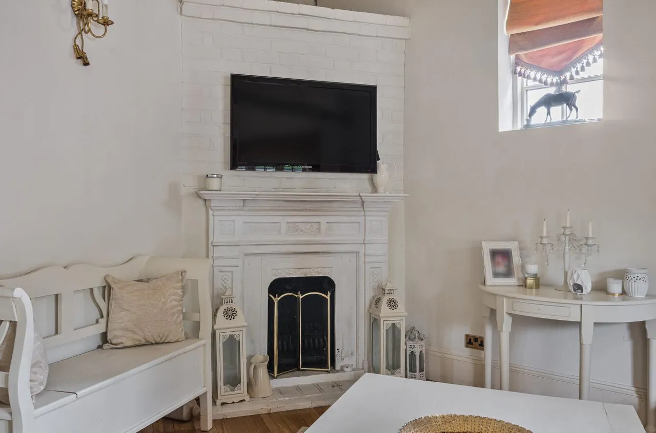 Beautifully Presented Detached Home, Offham, photo 9
