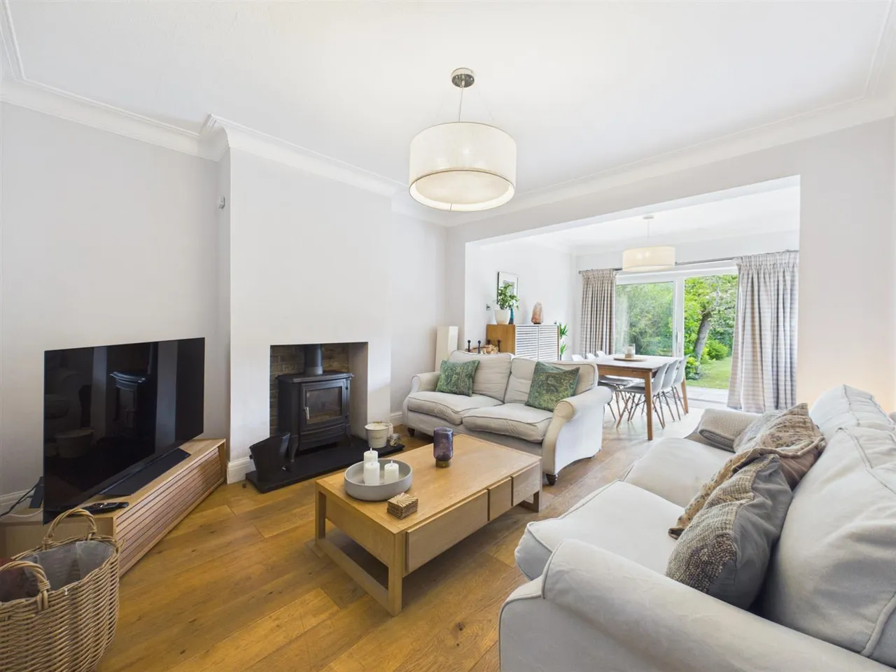 Evelyn Avenue, Ruislip, Middlesex, HA4 8AS, photo 3