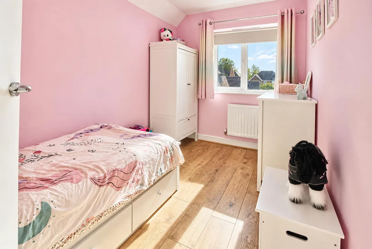 Admiral Way, Tonbridge, TN12, photo 17