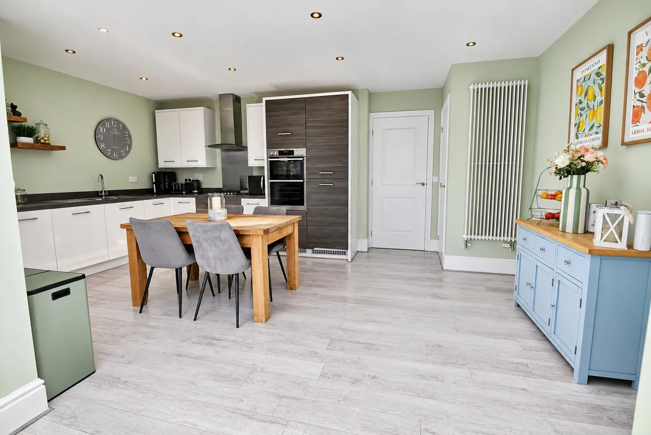 Admiral Way, Tonbridge, TN12, photo 10