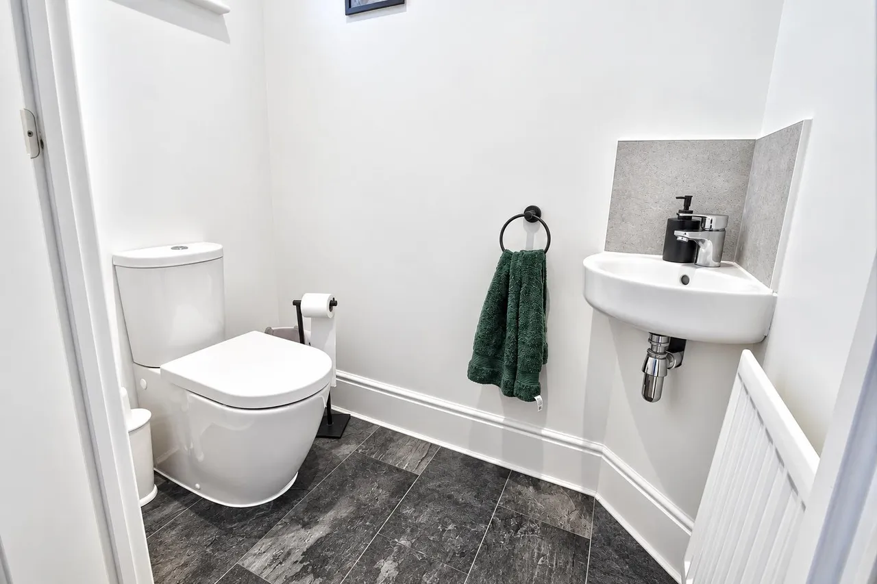 Admiral Way, Tonbridge, TN12, photo 11