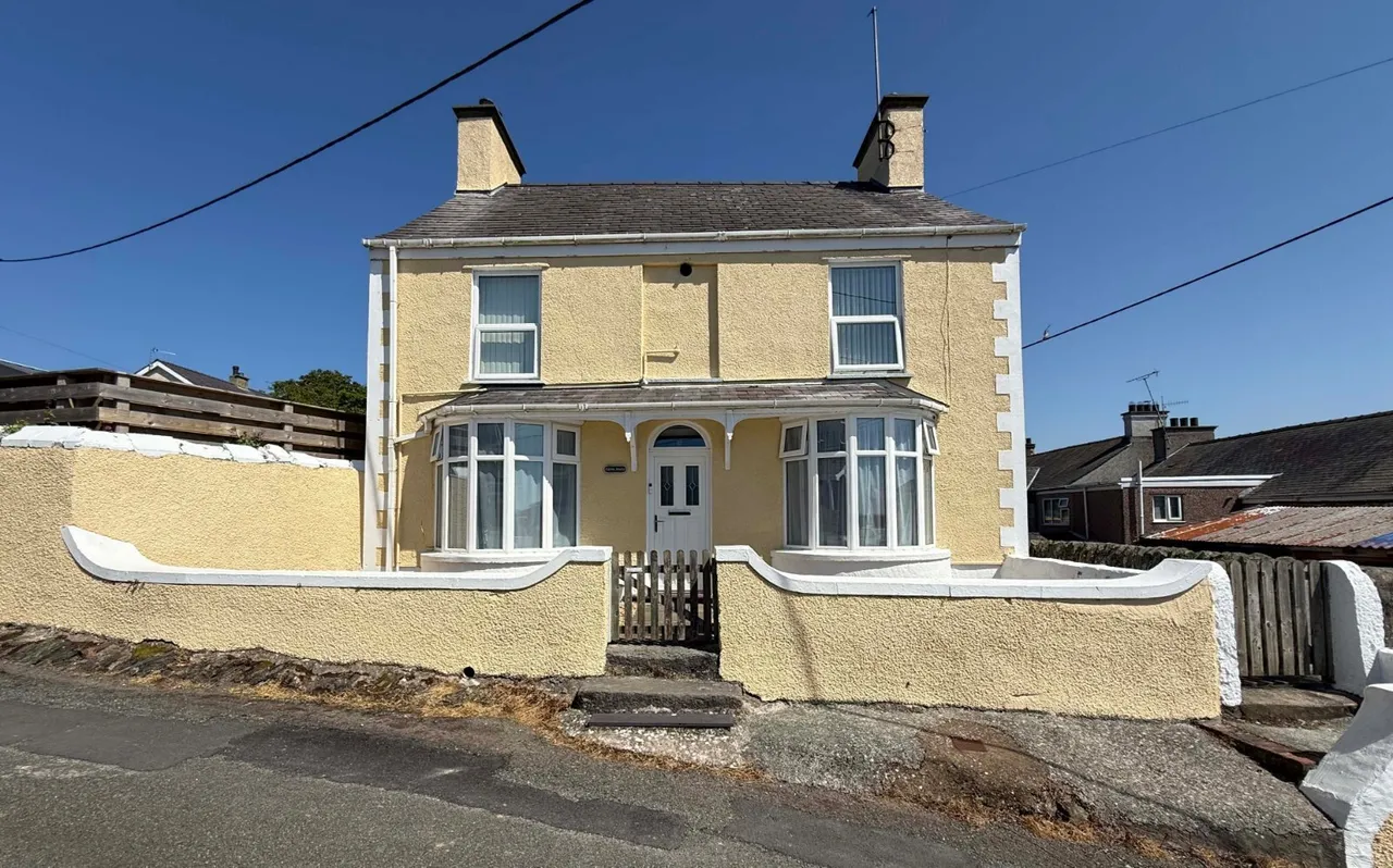 3 bed house for sale, Bryngwynt Street, Amlwch Port