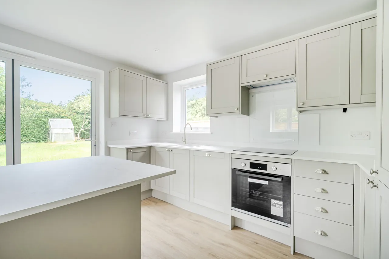 London Road, Wendover, HP22, photo 6