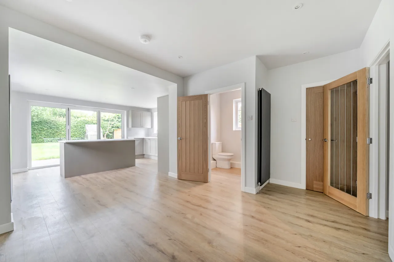 London Road, Wendover, HP22, photo 7