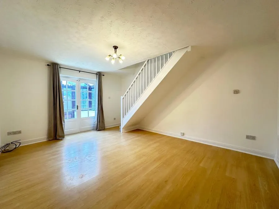 Couzens Close, Chipping Sodbury, BS37, photo 3