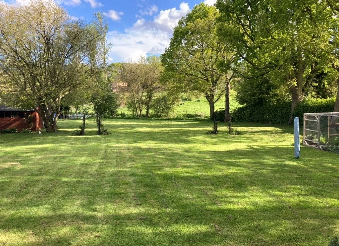 Hall Lane, Witnesham, IP6, photo 3