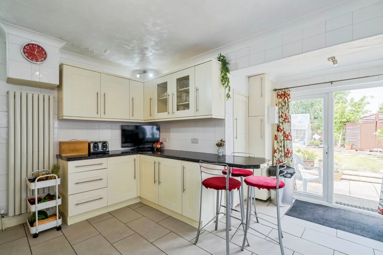 Worthing Road, East Preston, BN16, photo 11